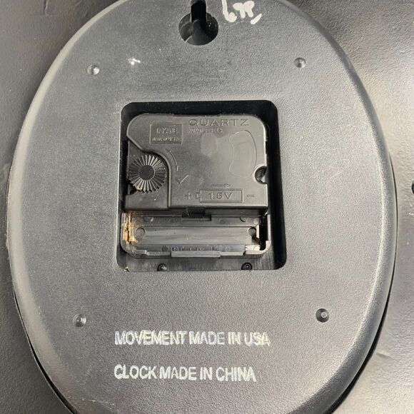 MCM Garage Black Silver Metal Wall Clock Takane Quartz Made in USA Movement‎ - Picture 4 of 8